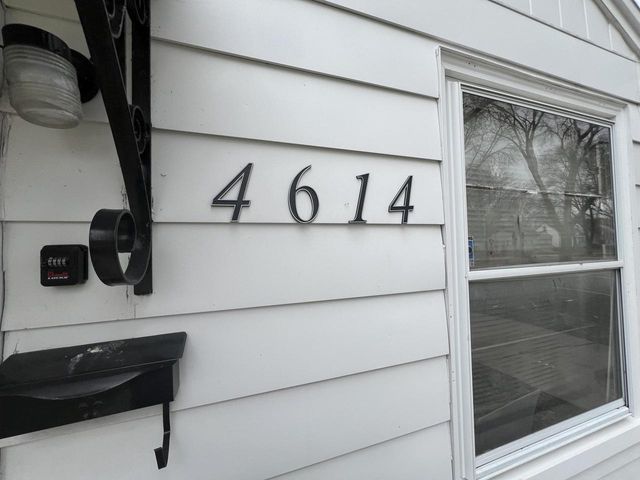 4614 N 44th STREET, Milwaukee, WI 53218