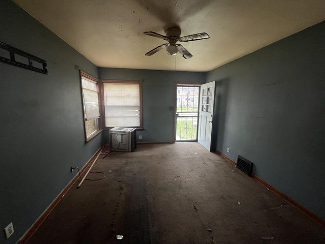 4614 N 44th STREET, Milwaukee, WI 53218