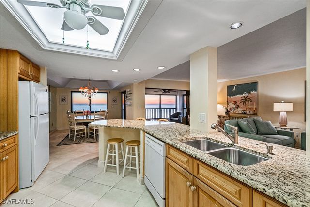 26130 Hickory BLVD 5A, Bonita Springs, FL 34134