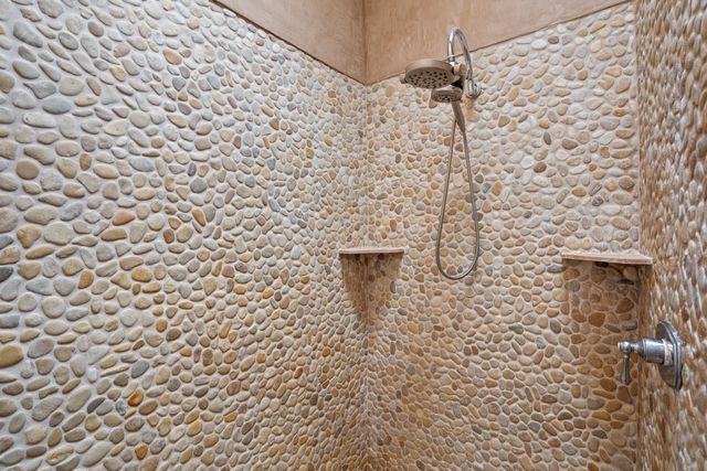 2 Vista Del Cuervo, Santa Fe, NM 87506