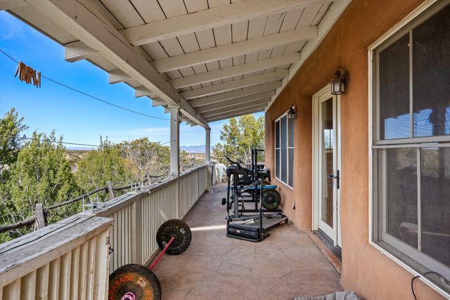 2 Vista Del Cuervo, Santa Fe, NM 87506