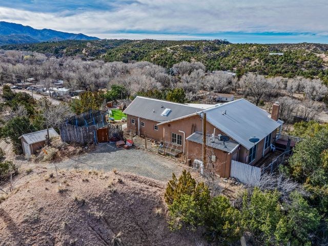 2 Vista Del Cuervo, Santa Fe, NM 87506