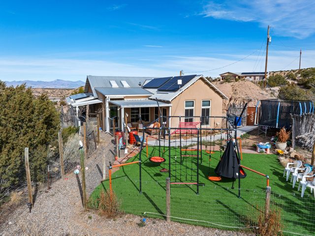 2 Vista Del Cuervo, Santa Fe, NM 87506