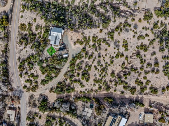 2 Vista Del Cuervo, Santa Fe, NM 87506