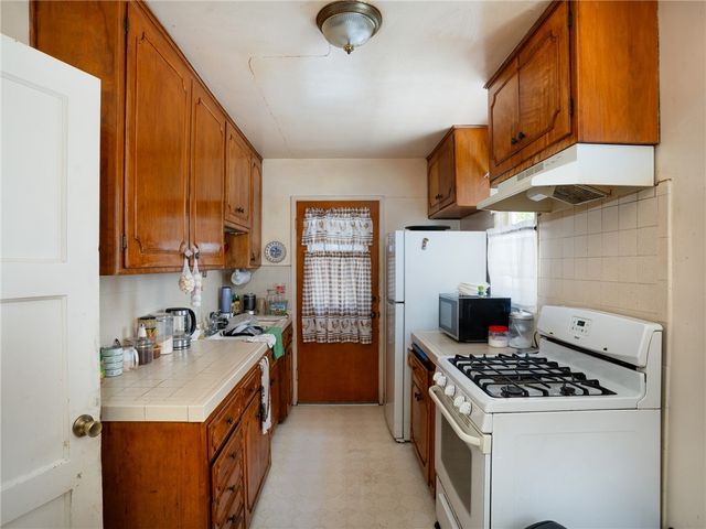 4030 W 138th, Hawthorne, CA 90250
