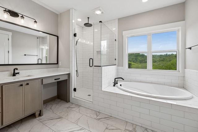 1010 Old Casey Cove Rd, Smithville, TN 37166