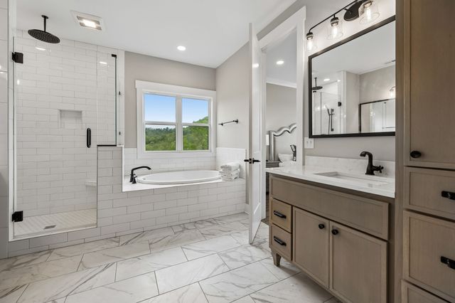 1010 Old Casey Cove Rd, Smithville, TN 37166