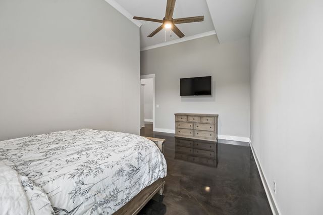 1010 Old Casey Cove Rd, Smithville, TN 37166