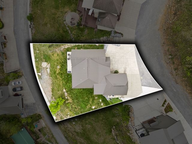1010 Old Casey Cove Rd, Smithville, TN 37166