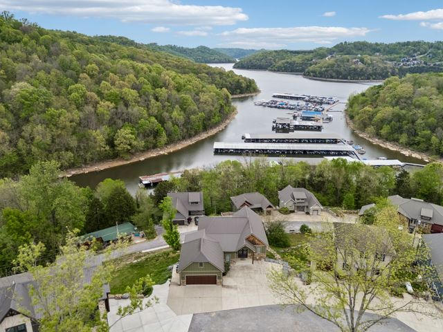 1010 Old Casey Cove Rd, Smithville, TN 37166