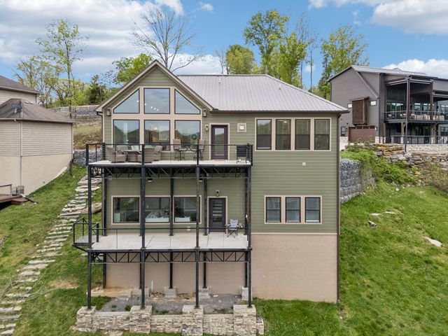 1010 Old Casey Cove Rd, Smithville, TN 37166