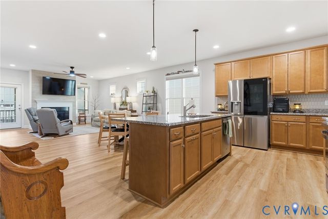 124 Axton Ln, Ashland, VA 23005