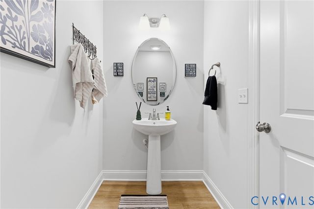 124 Axton Ln, Ashland, VA 23005