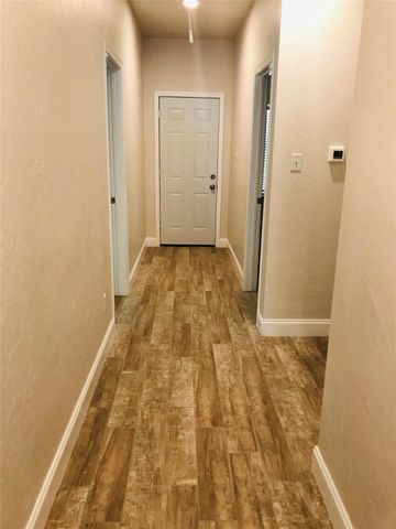 1719 Park Street, Commerce, TX 75428