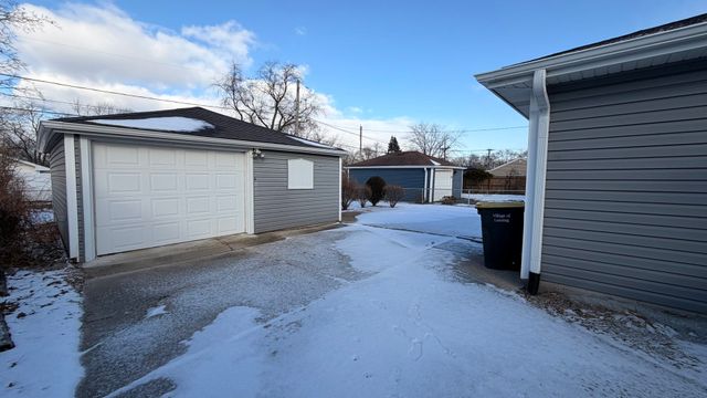 3528 Adams Street, Lansing, IL 60438