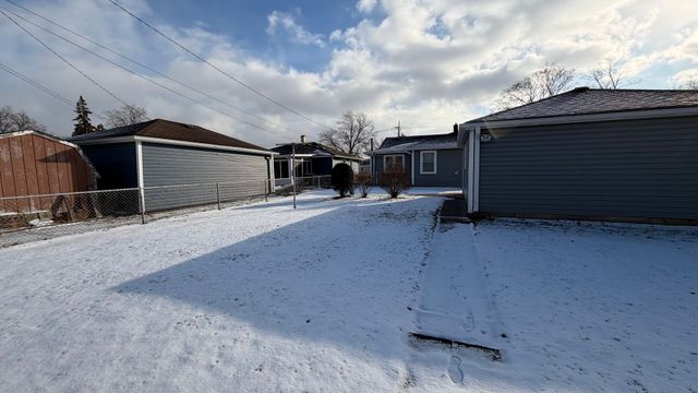 3528 Adams Street, Lansing, IL 60438