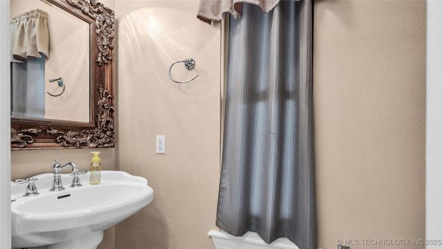 5 Rio Grande, Ardmore, OK 73401