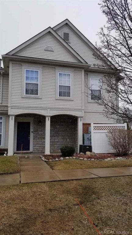25656 Maritime North Circle, Harrison Twp, MI 48045