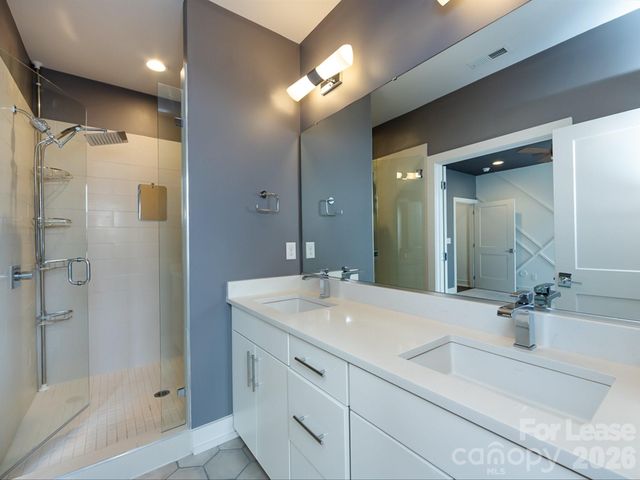 1207 E 36th Street 3, Charlotte, NC 28205