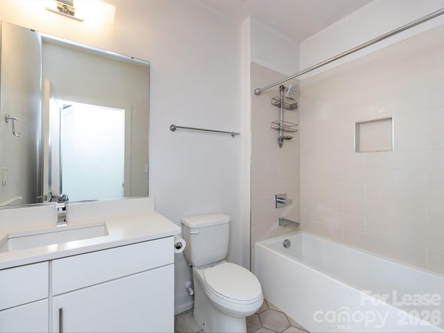 1207 E 36th Street 3, Charlotte, NC 28205