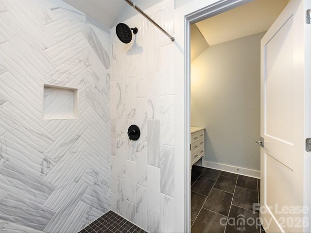 1207 E 36th Street 3, Charlotte, NC 28205
