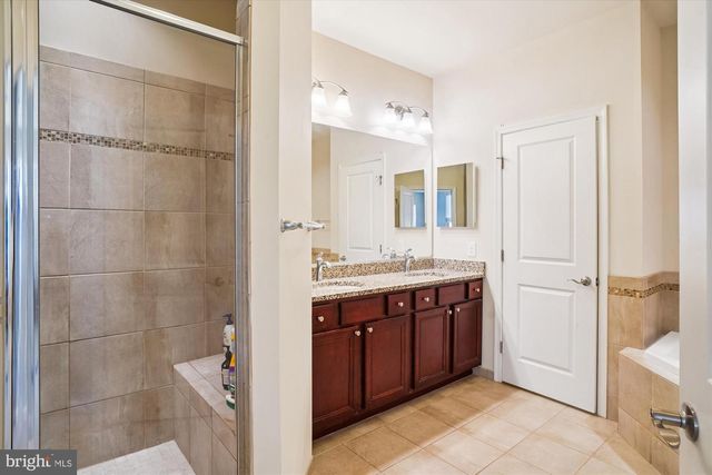 6947 COUNTRY CLUB TER, New Market, MD 21774
