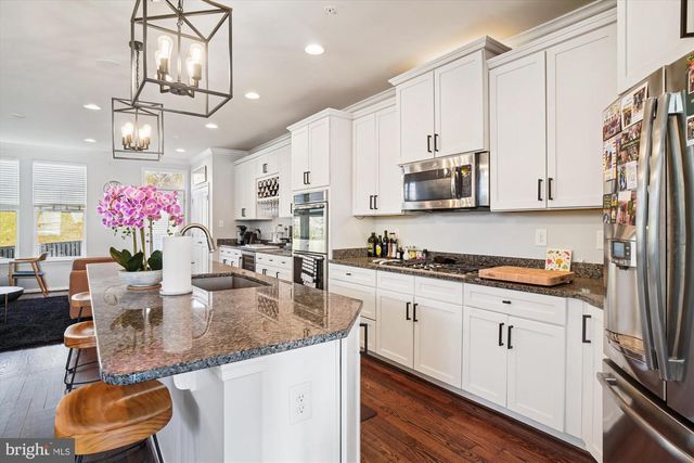 6947 COUNTRY CLUB TER, New Market, MD 21774