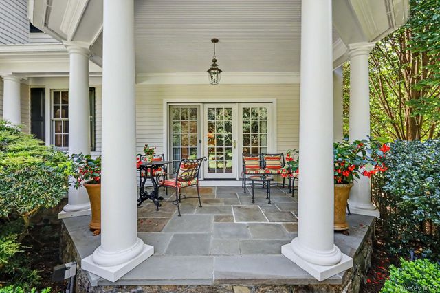 11 S Eastern Farm Road, Pound Ridge, NY 10576