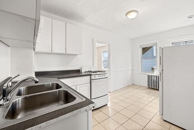 20-22 Sumner 20-1, Quincy, MA 02169