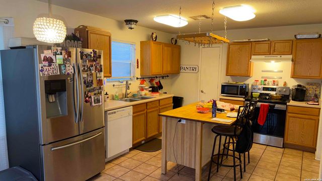 3830 Bosque Seco, San Antonio, TX 78223