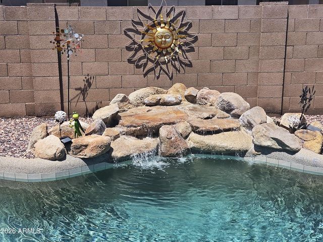 8560 W SONORA Street, Tolleson, AZ 85353