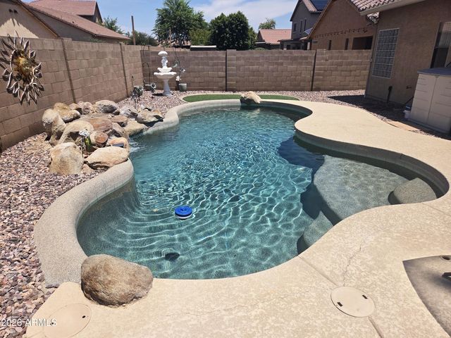 8560 W SONORA Street, Tolleson, AZ 85353