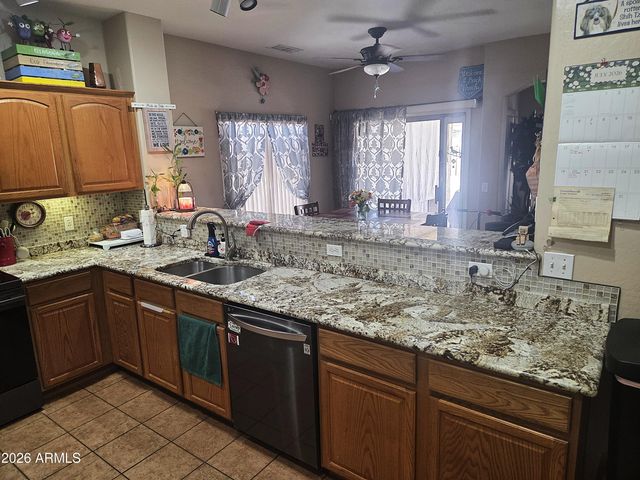 8560 W SONORA Street, Tolleson, AZ 85353