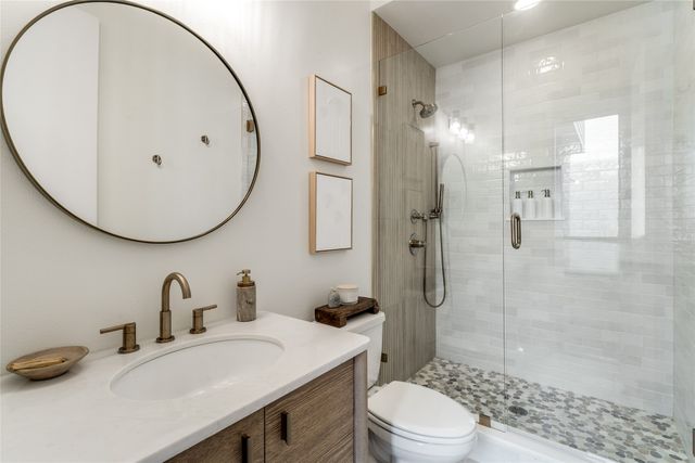 6932 Chantilly Court, Dallas, TX 75214