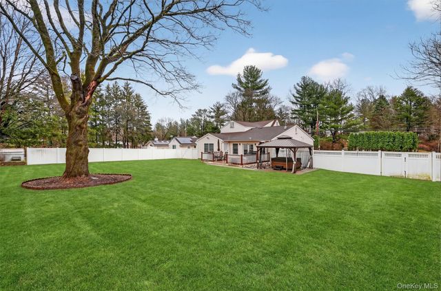69 S Airmont Road, Airmont, NY 10901