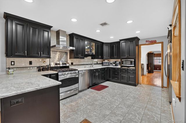 69 S Airmont Road, Airmont, NY 10901