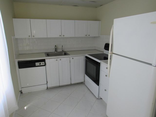 737 Normandy P, Delray Beach, FL 33484