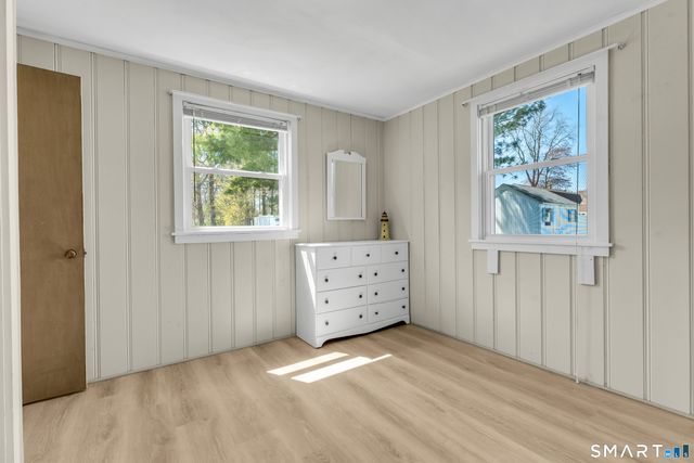 15 Washington Avenue, Old Lyme, CT 06371