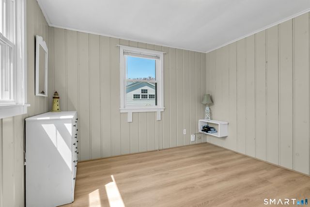 15 Washington Avenue, Old Lyme, CT 06371