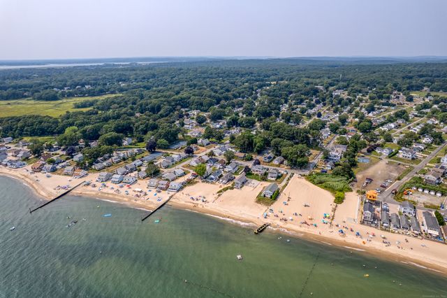 15 Washington Avenue, Old Lyme, CT 06371