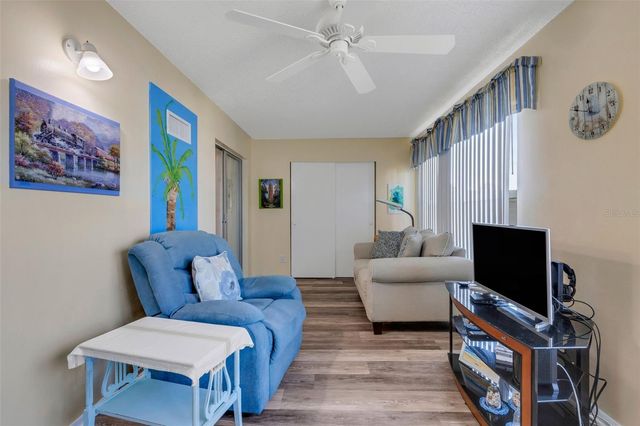 2401 ECUADORIAN WAY 57, Clearwater, FL 33763