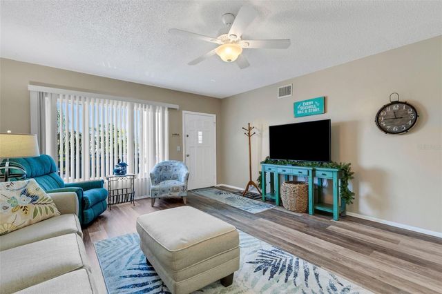 2401 ECUADORIAN WAY 57, Clearwater, FL 33763