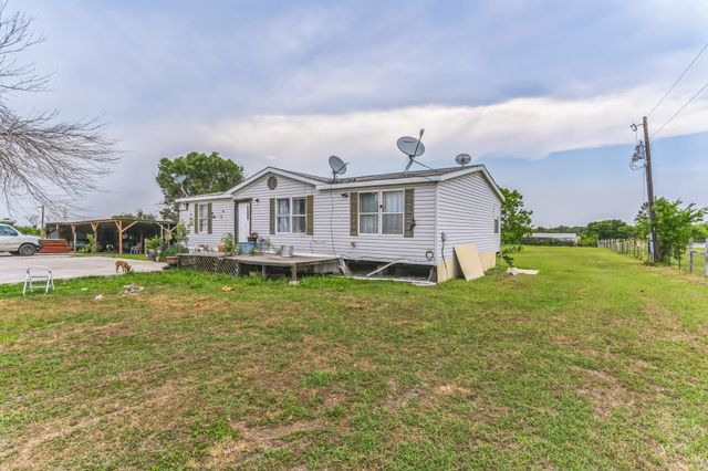116 Hokanson RD, Del Valle, TX 78617