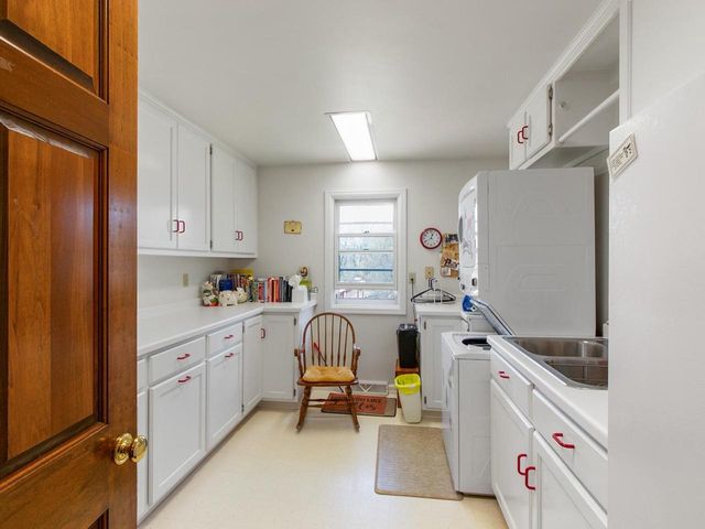 3199 HUMBOLDT ROAD, Green Bay, WI 54311