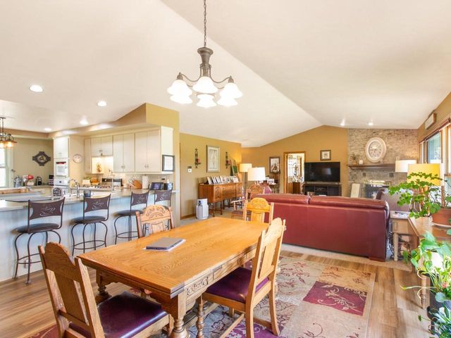 3199 HUMBOLDT ROAD, Green Bay, WI 54311