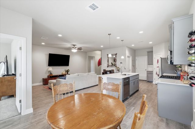 141 Medina Lane, Rhome, TX 76078