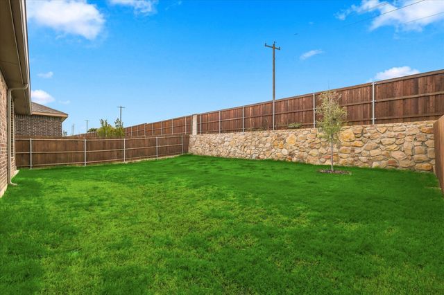 141 Medina Lane, Rhome, TX 76078