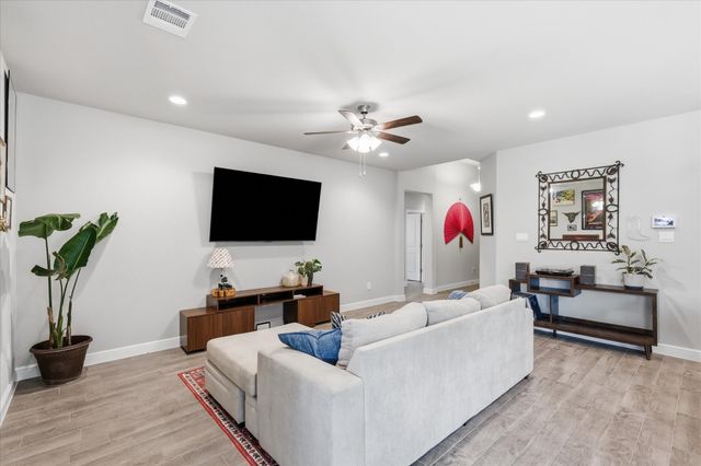 141 Medina Lane, Rhome, TX 76078
