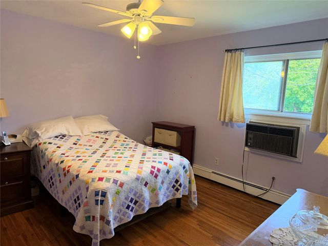 42 Manor Drive 42, Cornwall, NY 12518