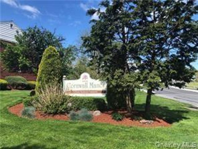42 Manor Drive 42, Cornwall, NY 12518
